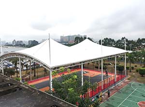 籃球場(chǎng)膜結(jié)構(gòu)頂棚/罩棚/雨棚的優(yōu)勢(shì)有哪些？(圖文)