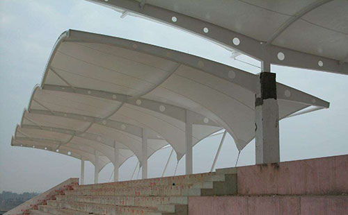 鄭州成功財(cái)經(jīng)學(xué)院膜結(jié)構(gòu)看臺