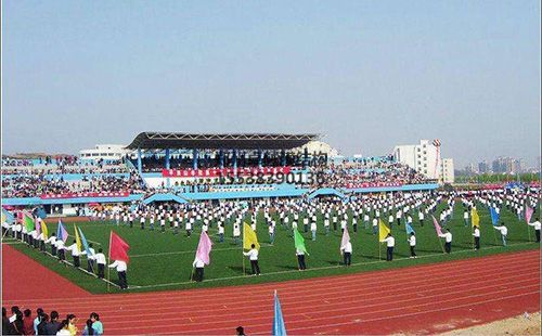 平頂山學院膜結(jié)構看臺（主席臺）現(xiàn)狀