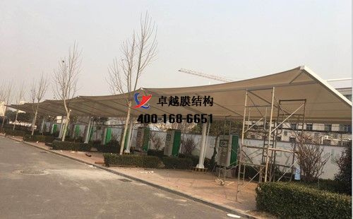 滎陽華晨<font color='red'>膜結(jié)構(gòu)車棚</font>/罩棚項(xiàng)目工程動(dòng)態(tài)