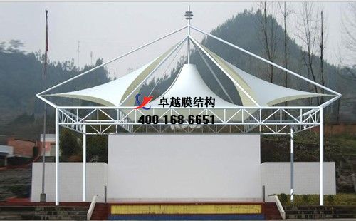 濮陽<font color='red'>膜結(jié)構(gòu)看臺(tái)</font>/主席臺(tái)【濮陽技師學(xué)院等】設(shè)計(jì)施工案例