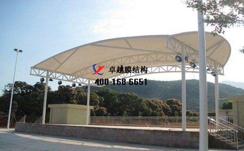 周口<font color='red'>膜結(jié)構(gòu)看臺</font>/主席臺【周口市高級技工學(xué)校等】設(shè)計施工案例