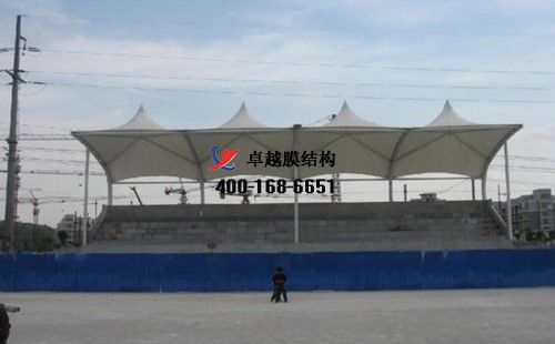 商洛<font color='red'>膜結構看臺</font>/主席臺【商洛中學等】設計施工案例