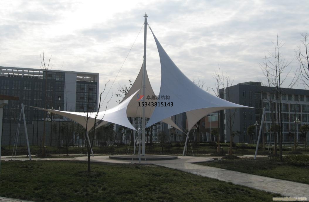 平陸<font color='red'>膜結構景觀</font>【張拉膜景觀】承包安裝價格