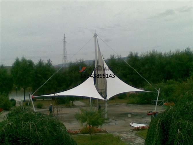 定襄<font color='red'>膜結構景觀</font>【張拉膜景觀】承包安裝價格