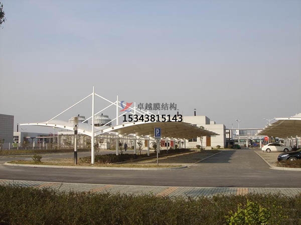 托克遜<font color='red'>膜結構停車棚</font>【遮陽棚廠家】生產設計