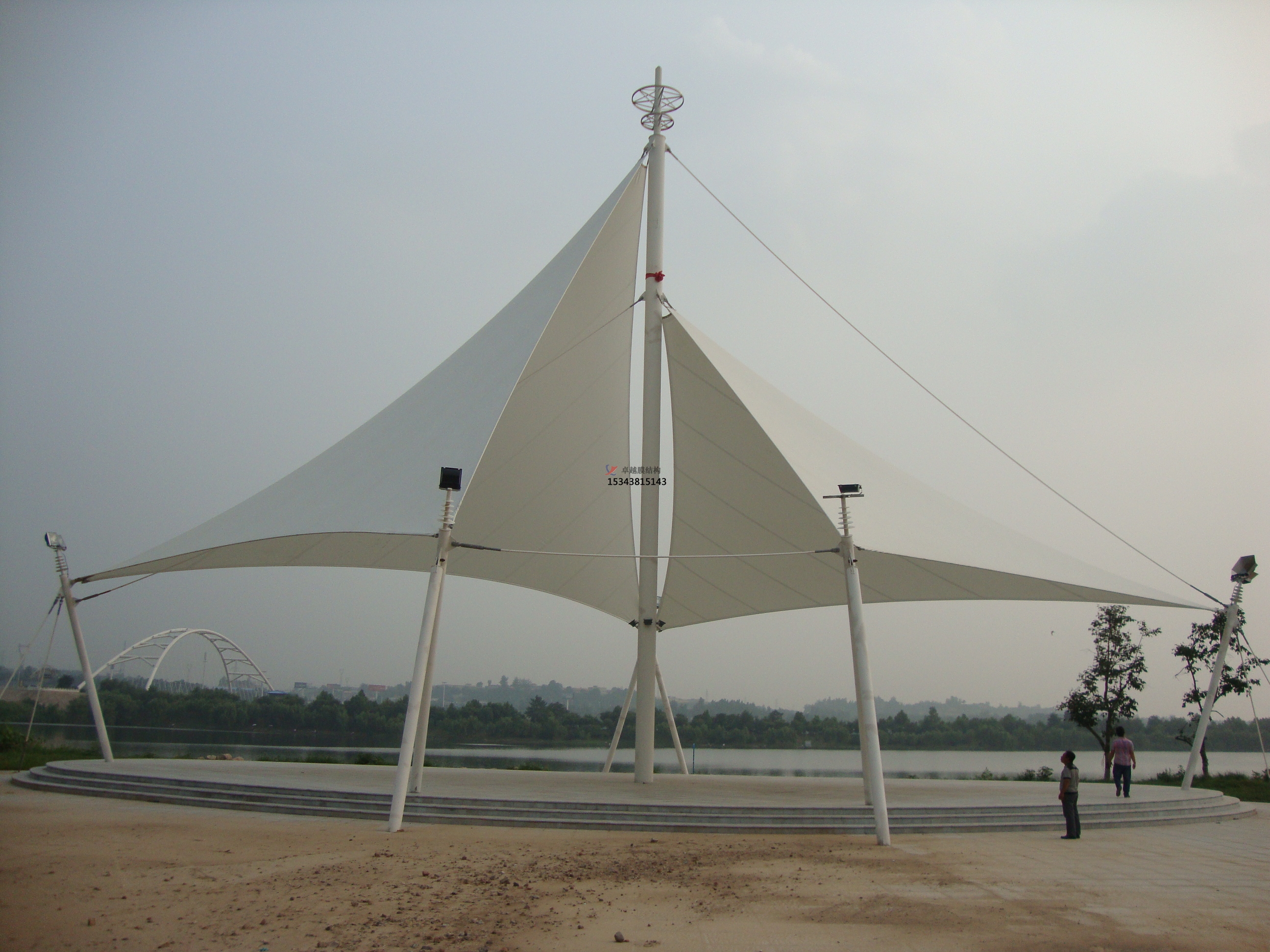 白河<font color='red'>膜結(jié)構(gòu)景觀</font>【張拉膜景觀】承包安裝價(jià)格