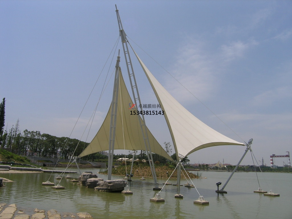 平利<font color='red'>膜結(jié)構(gòu)景觀</font>【張拉膜景觀】承包安裝價(jià)格