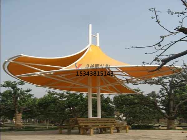 晉城商業(yè)廣場<font color='red'>張拉膜結(jié)構(gòu)</font>景觀棚/雨棚設(shè)計(jì)搭建