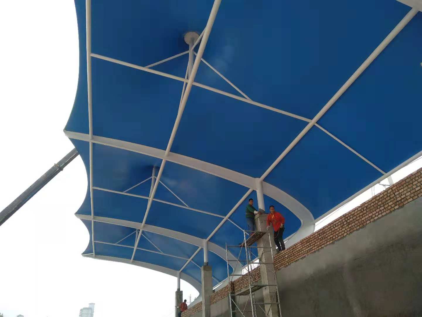 如何對膜結(jié)構(gòu)工程進(jìn)行維護(hù)保養(yǎng)？