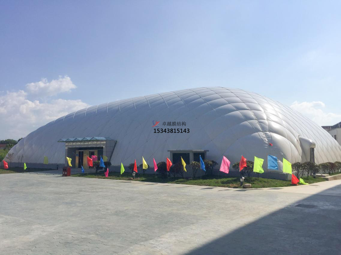 充氣膜結(jié)構(gòu)，充氣膜有什么優(yōu)點