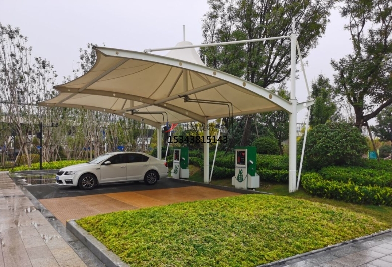 <font color='red'>膜結構停車棚</font>的施工方案