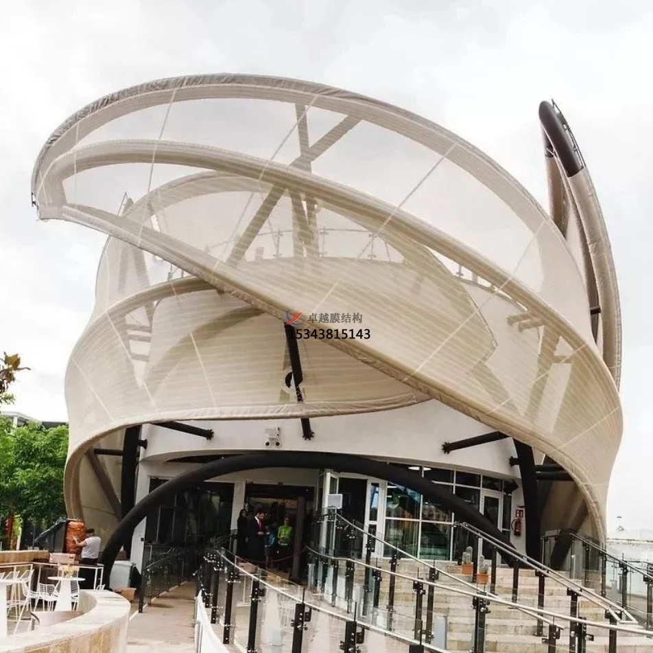 東莞建筑外立面網(wǎng)格膜幕墻——東莞膜結(jié)構(gòu)公司專(zhuān)業(yè)廠(chǎng)家