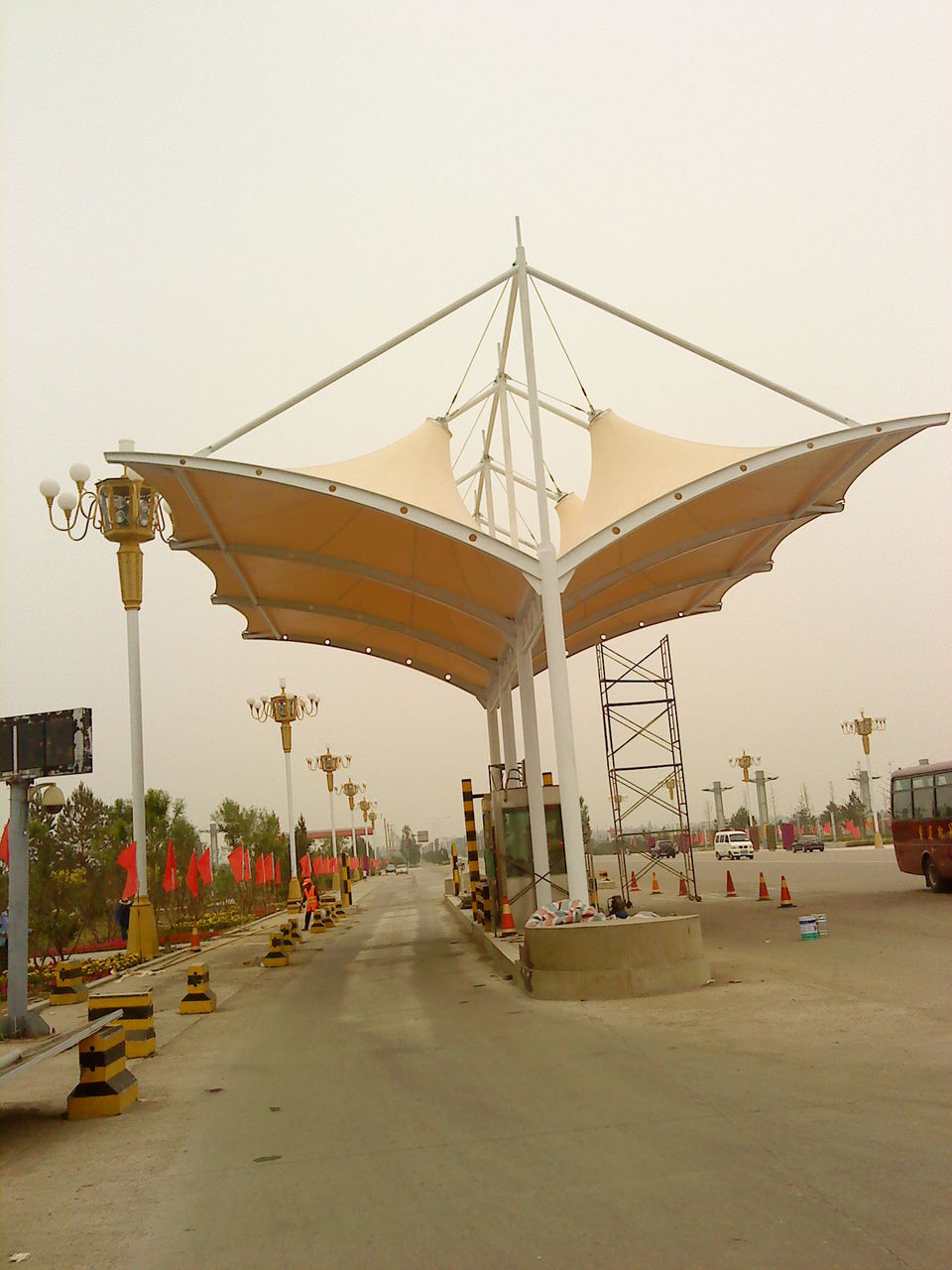 收費(fèi)站膜結(jié)構(gòu)是什么？收費(fèi)站膜結(jié)構(gòu)有哪些優(yōu)勢？