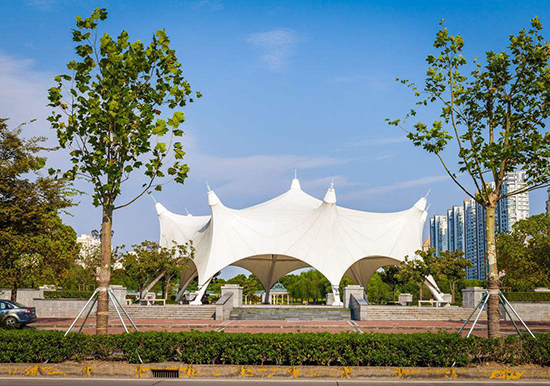 高爾夫膜結(jié)構(gòu)