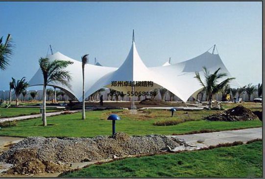 膜結(jié)構(gòu)地下車庫(kù)入口